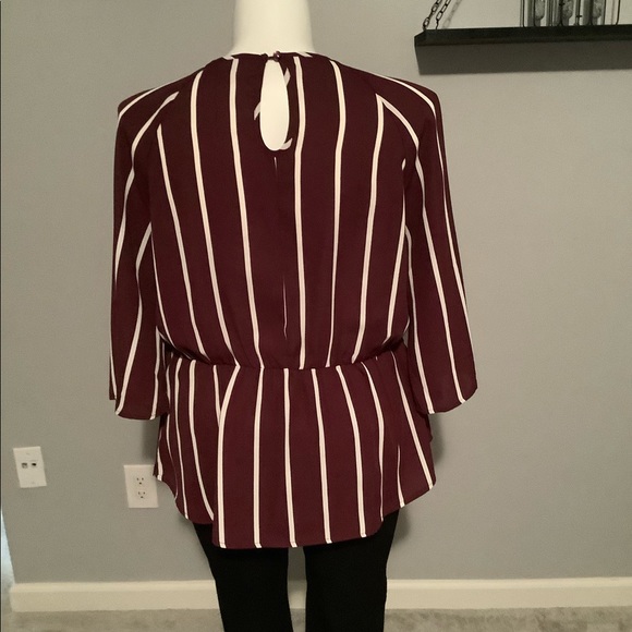 Cute Top - Picture 4 of 4